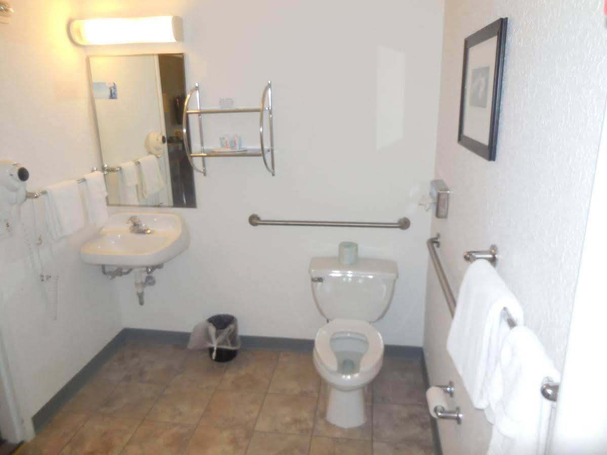 Super 8 By Wyndham